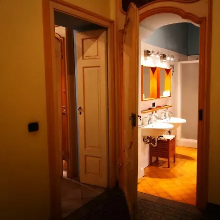 Best In Town Apartamento *